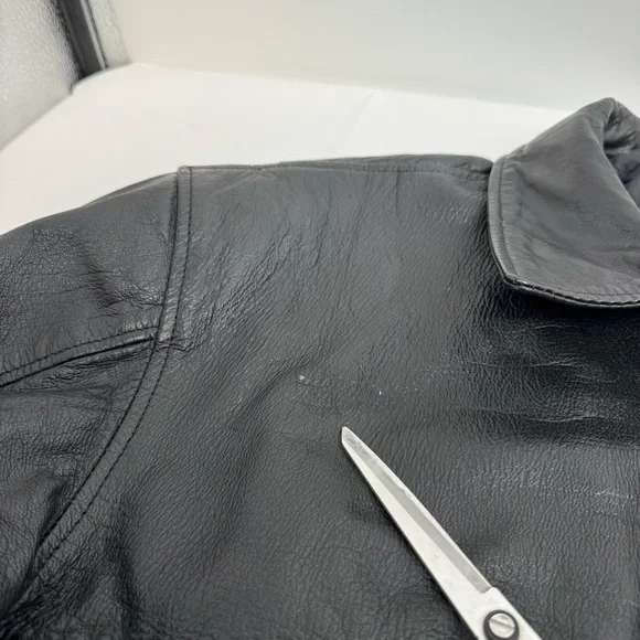 Wilsons Leather Adventure Bound Originals Men’s L Bomber Jacket